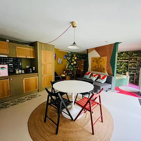 Alojamento de Acomodação e Pequeno-almoço Wunderground House *