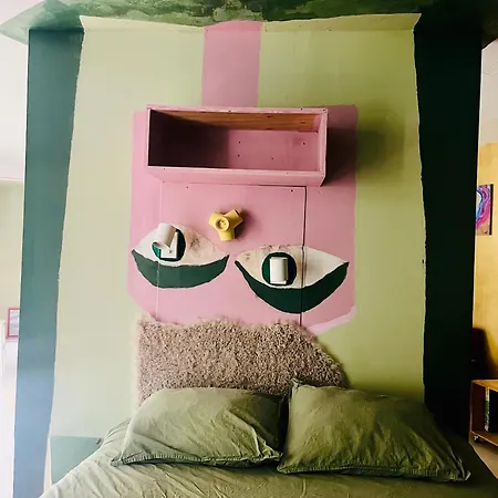 Wunderground House *